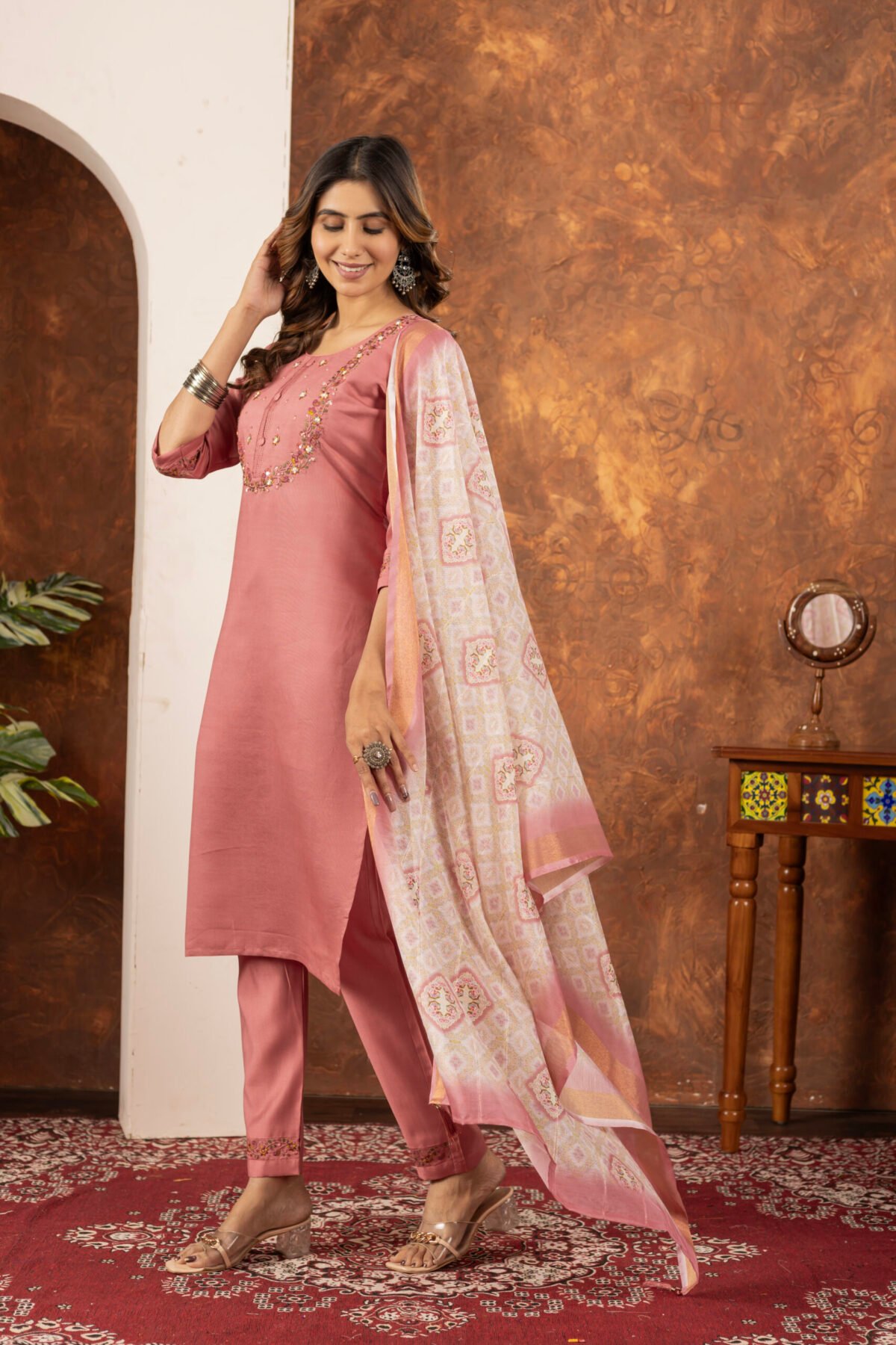 Peach Straight Kurti Pant With Printed Dupatta Set - Image 4