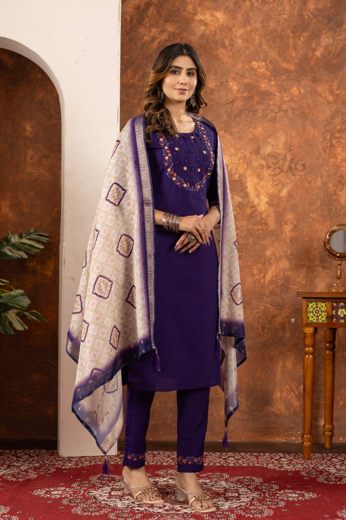 Purple Straight Kurti Pant With Printed Dupatta Set - Image 4