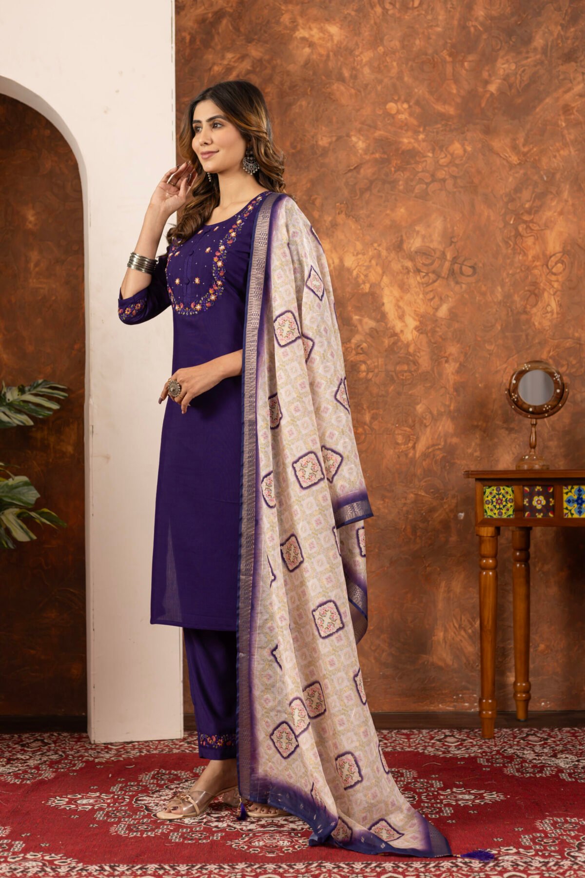 Purple Straight Kurti Pant With Printed Dupatta Set - Image 5