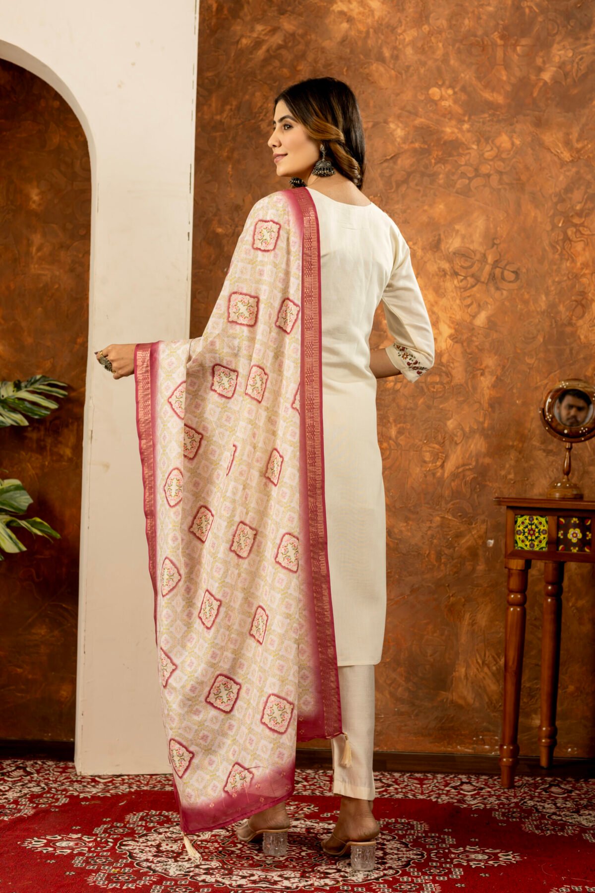 Off White Straight Kurti Pant With Printed Dupatta Set - Image 7