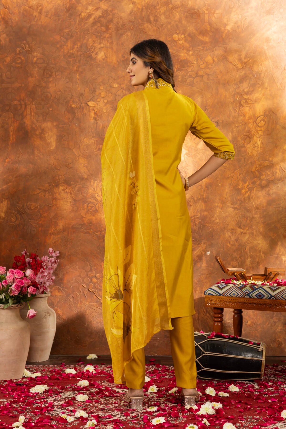 Women's Mustard Roman Silk Floral Kurta Set - Image 6