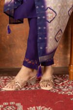 Purple Straight Kurti Pant With Printed Dupatta Set - Image 8